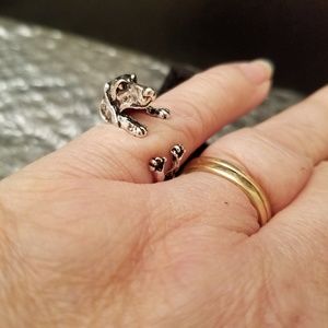 NEW - SIZE 7/7.5 Ring.  TOTALLY ADORABLE !!